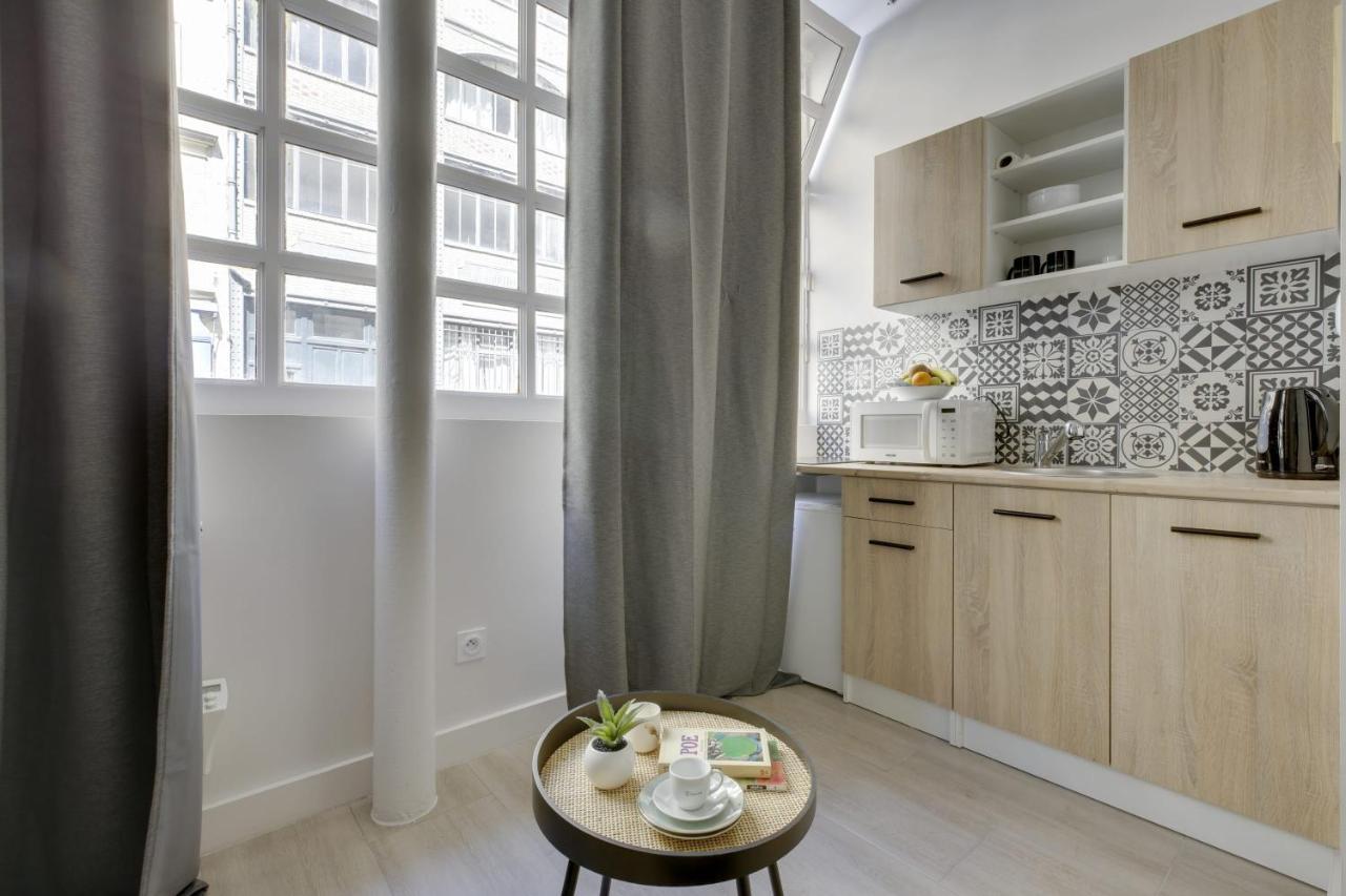 Апартаменти Bright Charming Modern Studio By Dreamy Canal St Martin 10Eme Metro Goncourt Париж Екстер'єр фото